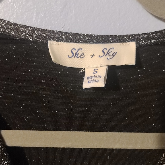 BLOUSE - Picture 2 of 2